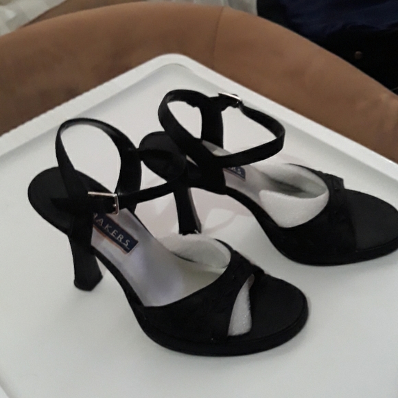 Shoes - Picture 2 of 2